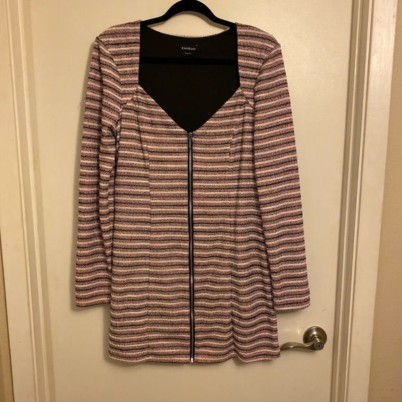 bebe Jackets & Blazers - Bebe Black and Pink Long Sleeve Jacket